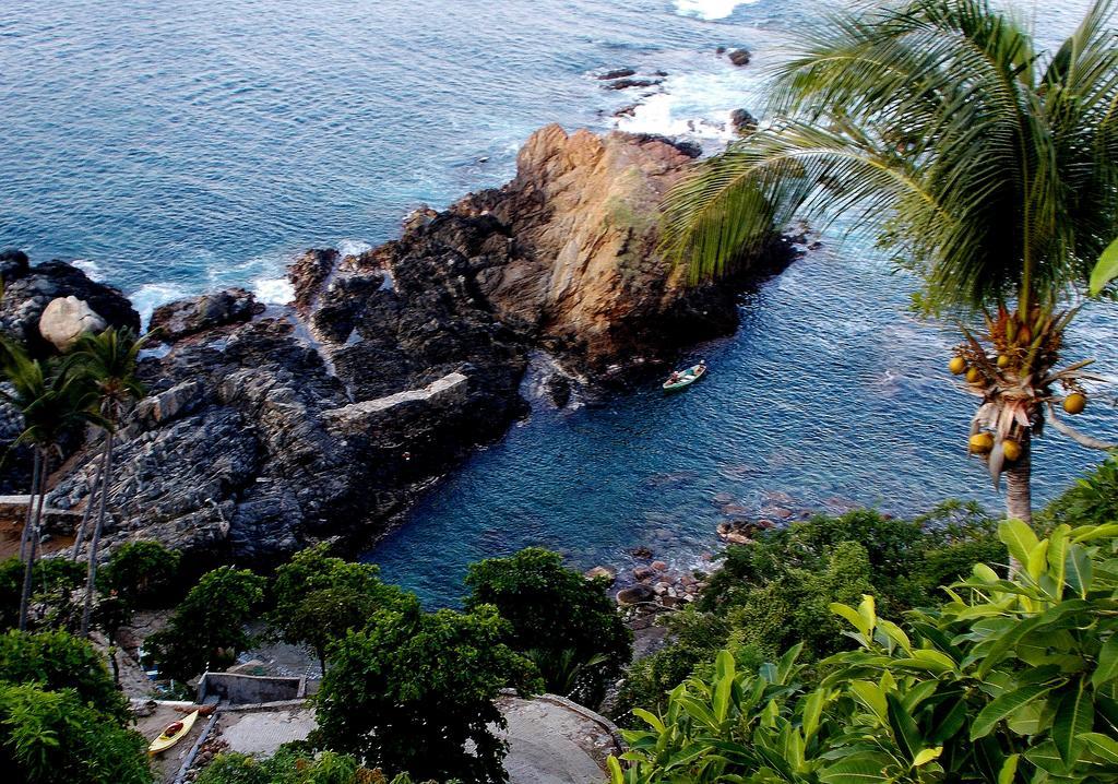 Cocos Camp Hotel Acapulco Exterior foto